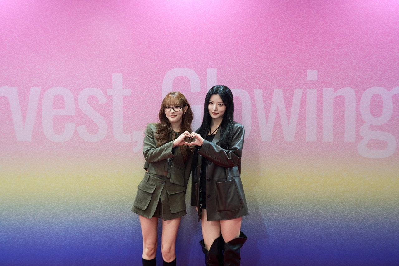 빌리 문수아·시윤, 서울콘서 빛나는 비주얼 27-Image